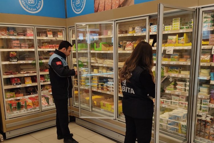 Gebze Zabıtası market denetimlerini sürdürüyor -