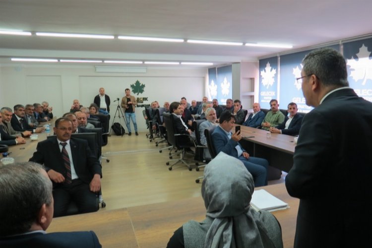 Gelecek Konya ailesi bayramlaştı -