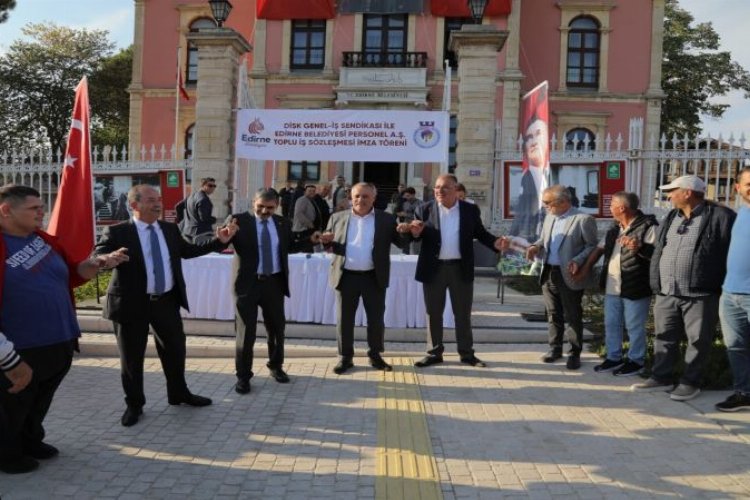 Gelen zammı halay çekerek kutladılar -