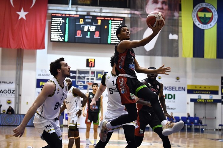 Gemlik Akran Fenerbahçe'yi geçemedi -