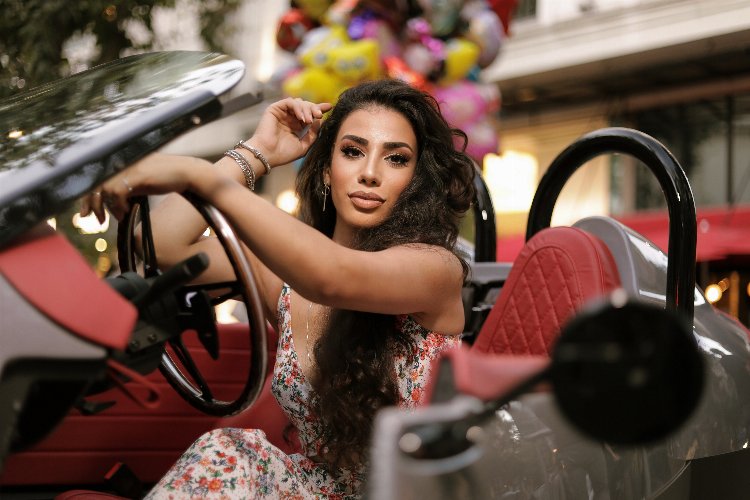 Gül Alper'e evlenmek yasak -
