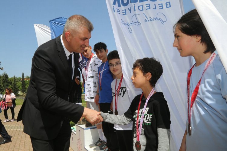 Gölcüklü gençler 19 Mayıs'a koştu -