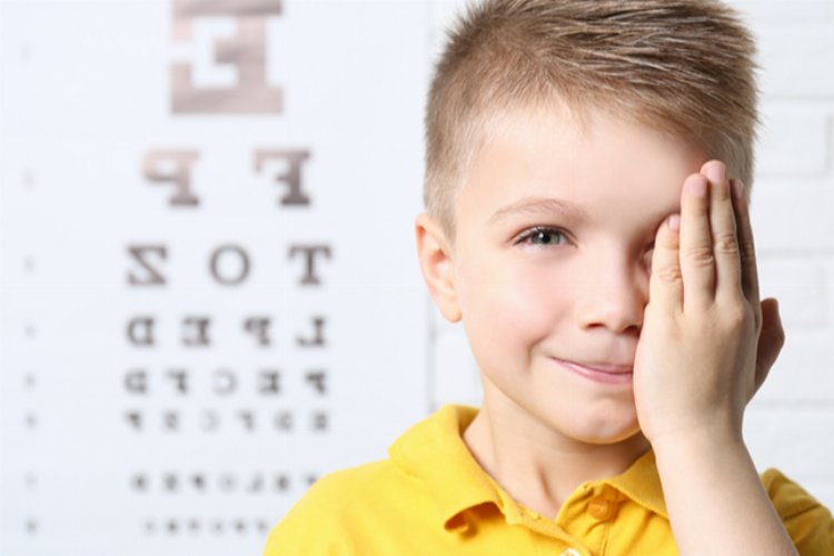 Göz rahatsızlıkları okul başarısını doğrudan etkiliyor -