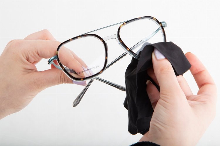 Gözlük temizliğinde 6 ipucu -