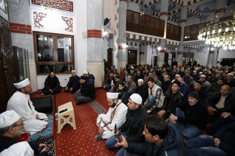 Hafız Ferruh Muştuer gönülleri mest etti -