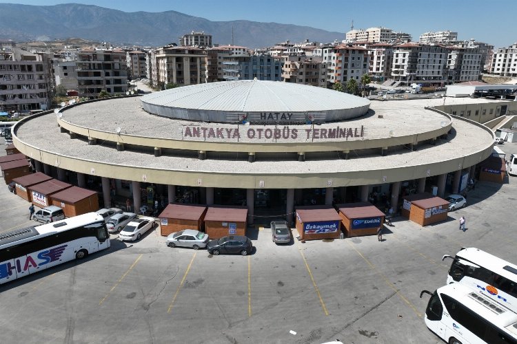 Hatay Büyükşehir'den otobüs terminaline bakım -