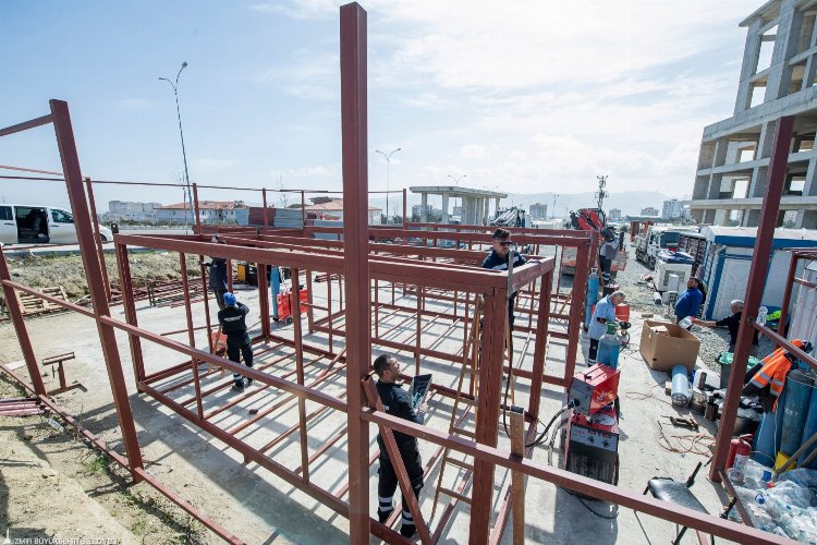 Hatay’da 200 aileyi barındıracak konteyner -