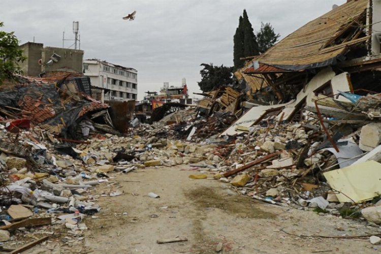 Hatay'da ağır hasarlı konutların su faturaları iptal edilecek -