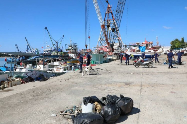 Hatay'da deniz ve sahil temizliği -