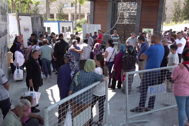 Hatay'dan ihtiyaç sahiplerine kurban eti -
