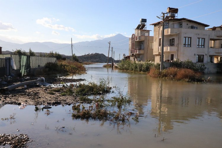 Hatay Samandağ'da sel sonrası son durum -