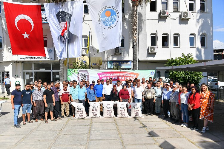 Hayvancılar mutluluktan uçuyor! Yem maliyetleri yarıya indi -