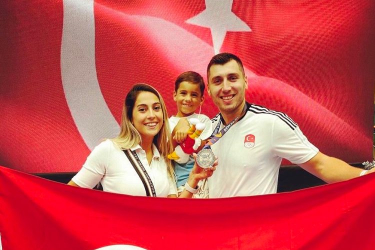 Hentbol Milli Takımı Kaptanı ve ailesi için umutlu bekleyiş sürüyor -