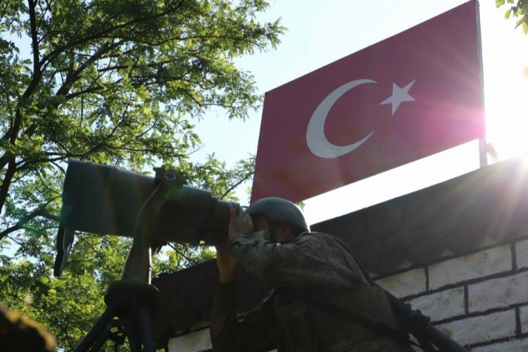 Hudut Kartalları 4 teröristin geçişine izin vermedi -