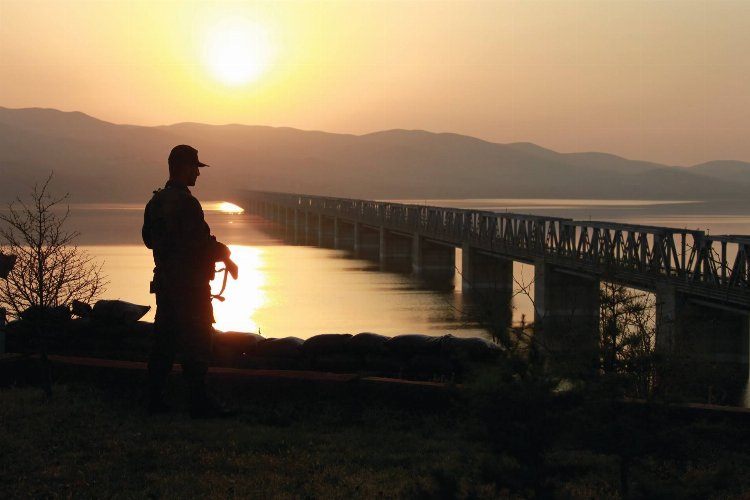 Hudut Kartalları geçit vermedi! -