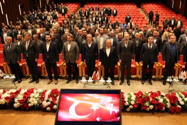 Hulusi Akar'dan KTO üyelerine sunum -