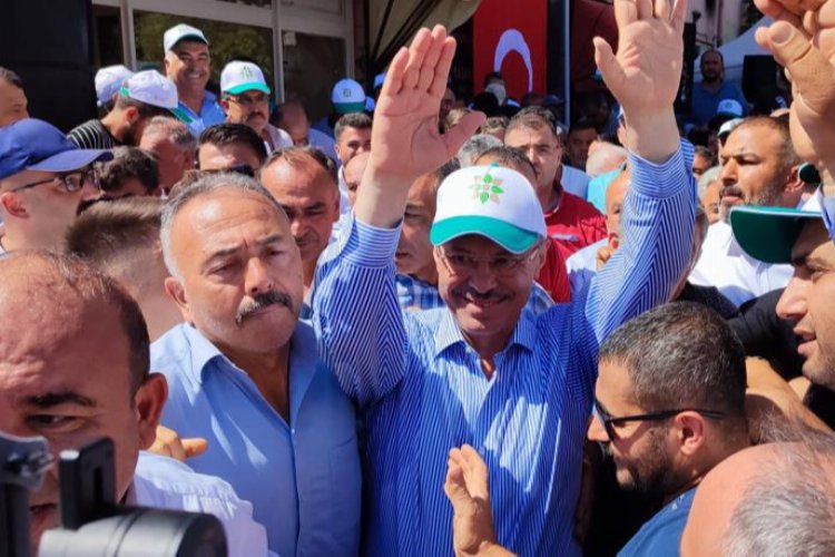 Hüseyin Akay'a sevgi seli -
