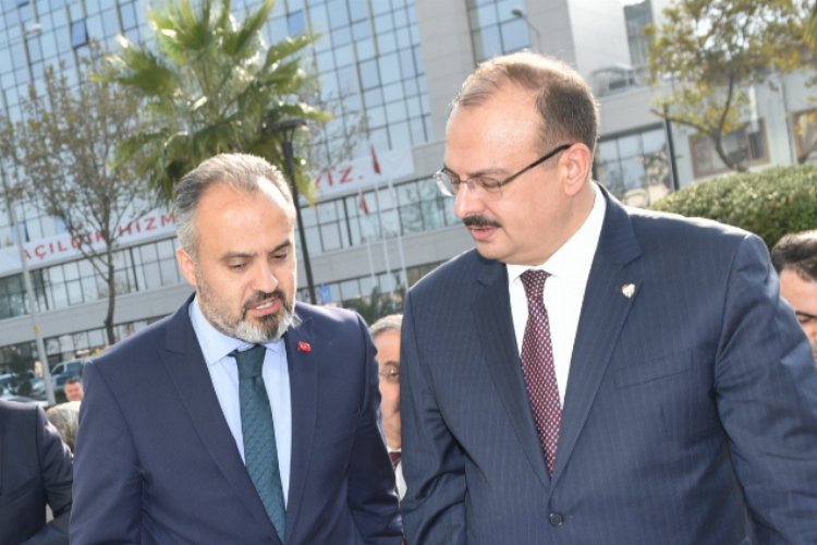 İçişleri Bursalı idarecileri Gaziantep'e gönderdi... Bursa'dan yardım seferberliği -