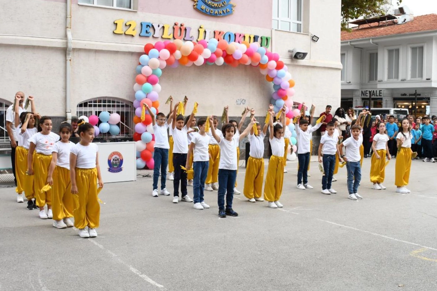 İlköğretim Haftası Mudanya'da etkinliklerle kutlandı -