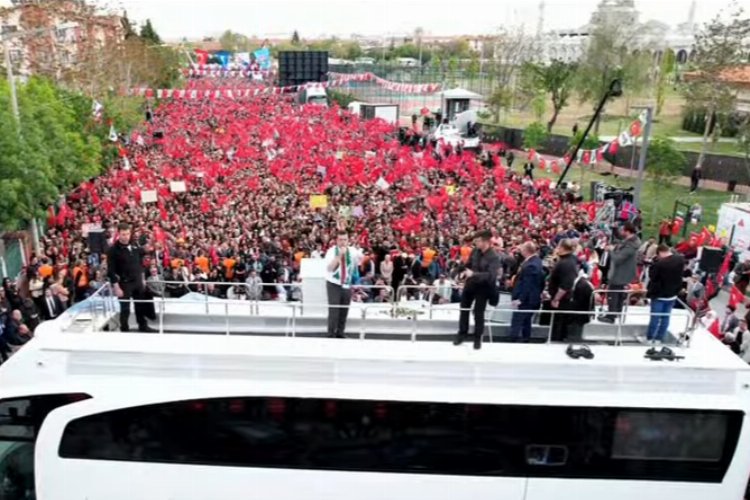 İmamoğlu: Taş; bize değil, Millet'e! -