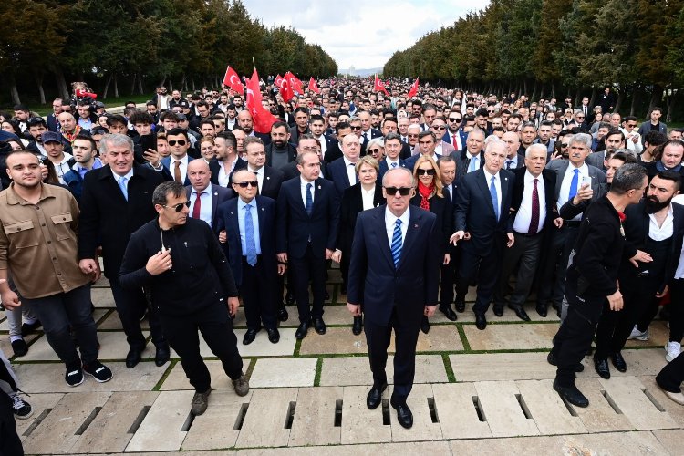 İnce startı Anıtkabir'den verdi -