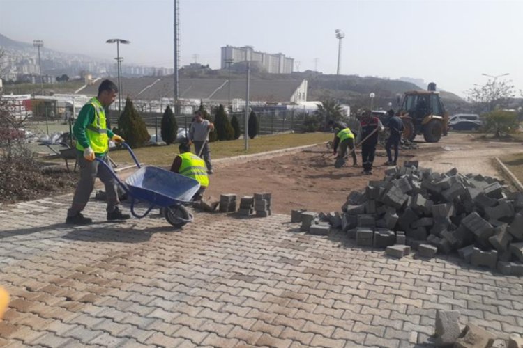 İnegöl Belediyesi tüm birimleriyle Onikişubat'ta seferber -