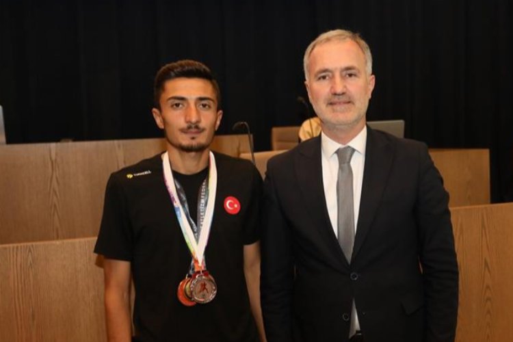 İnegöl Meclisi, Balkan 3.'sü 'Milli'yi ödüllendirdi -
