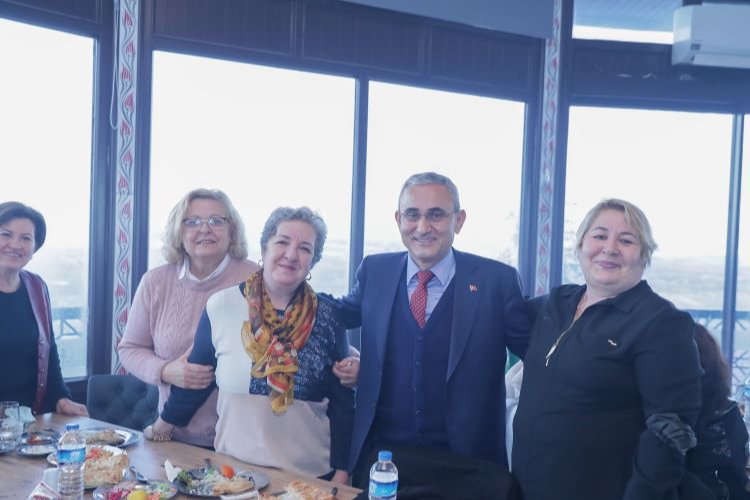 Çininin Başkenti Kütahya'ya kültür sanat gezisi -