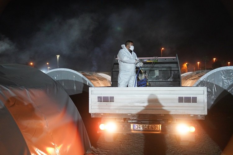 İstanbul Beylikdüzü'nden 'salgına' karşı özel mesai -