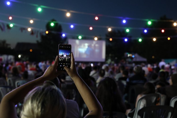 İstanbul Silivri'de yazlık sinema nostaljisi -