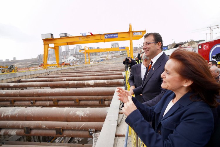 İstanbul'un batısında beklenen metro hattı yapımı başladı -