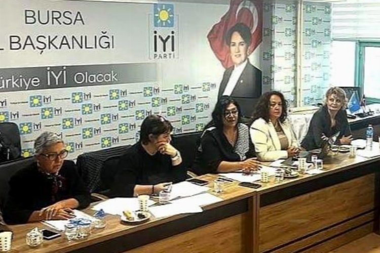 İYİ Parti Bursa'dan 25 Kasım mesajı -