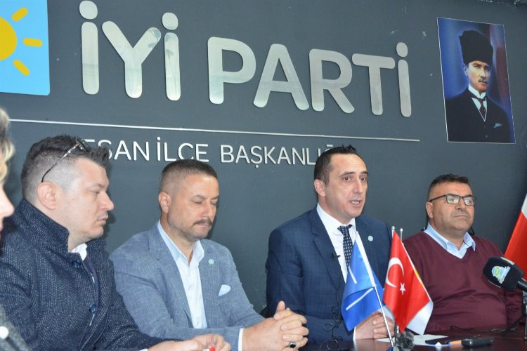 İYİ Parti Keşan'a Zafer Sarıkeçe atandı -