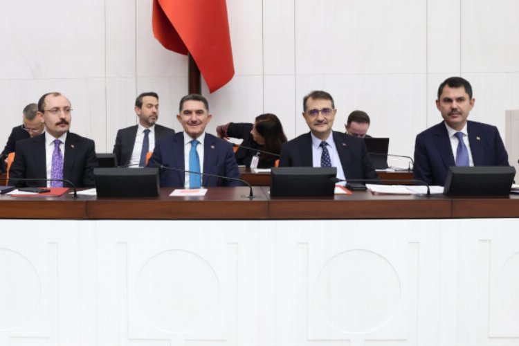 İYİ Parti ve CHP'li vekillerden TBMM tepkisi! -