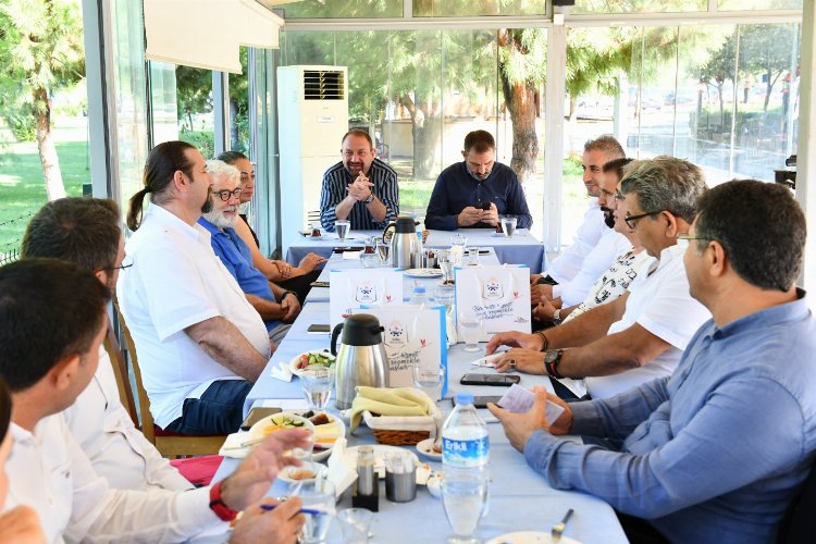 İzmir Çiğli'de yerel belediye üniversitelilerin barınması için devrede -