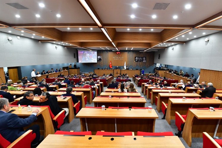 İzmir'de suya indirim -