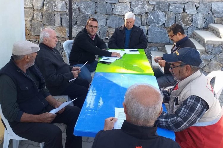 İzmir'de toprak analizi ile çiftçinin maliyeti düşecek -