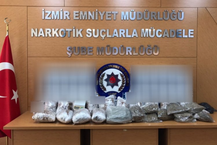 İzmir Emniyeti'nden uyuşturucu operasyonu -