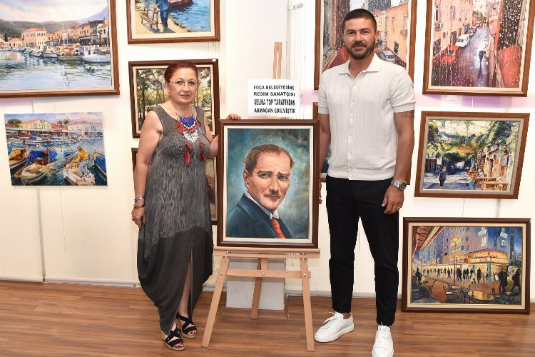 İzmir Foça'da yağlı boya sergisi -