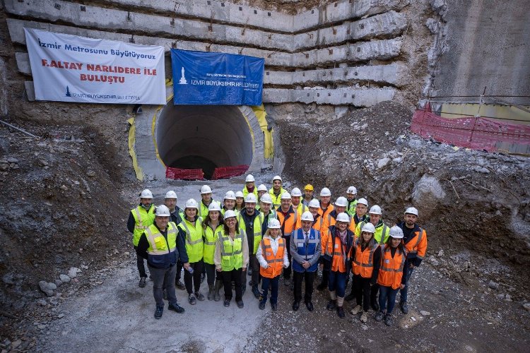 İzmir'in yeni metrosu 2023'te açılıyor -