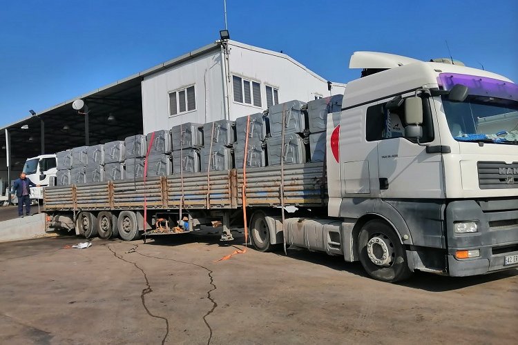 İzmir Karabağ'dan afet bölgesine destek sürüyor -