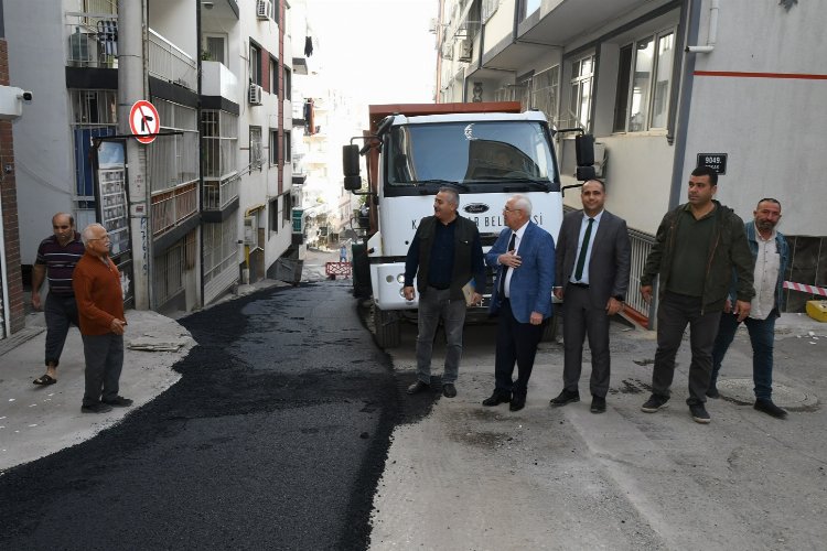İzmir Karabağlar'da asfaltlama -