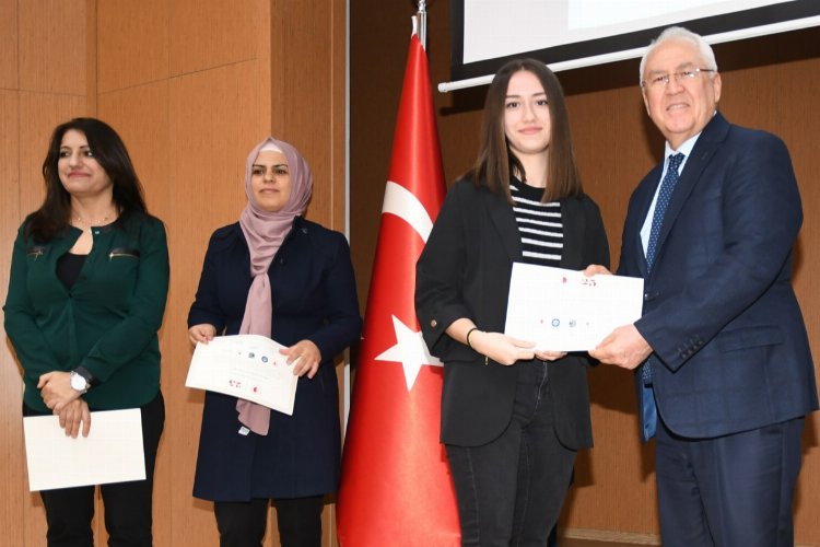 İzmir Karabağlar'da kadınlar 'e-ticaret'i öğrendiler -