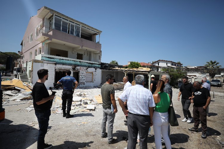 İzmir Narlıdere'de imara aykırı yapılarla mücadeleye devam -