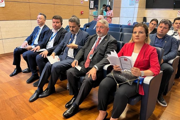 İzmit Belediye Başkanı Hürriyet İtalya’da -