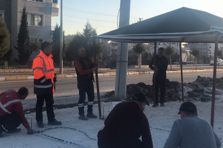 İzmit Belediyesi'nden Adıyaman'a kıl çadır -