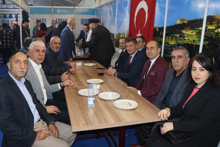İzmit Belediyesi'nden 'yöresel' ziyaret -