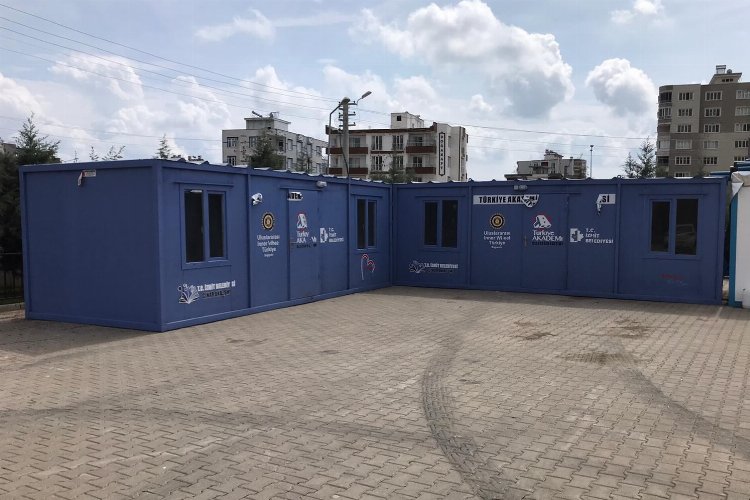 İzmit'in eğitim konteynerleri Adıyaman'a ulaştı -