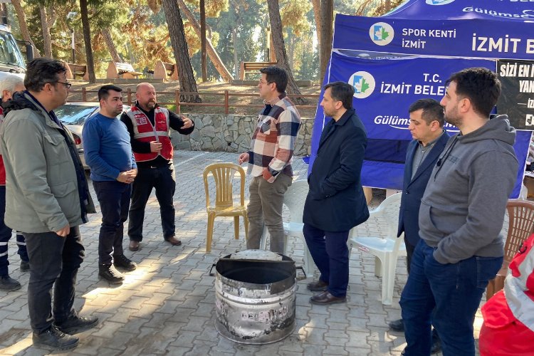 İzmit'in Hatay'daki aşevine Saadet Partisi'nden ziyaret -