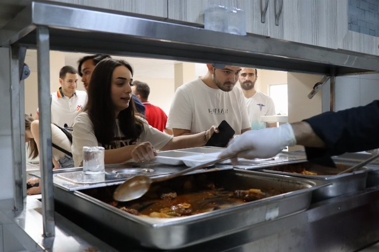 İzmit'te 'Anne Eli' bir dönemi daha kapattı -